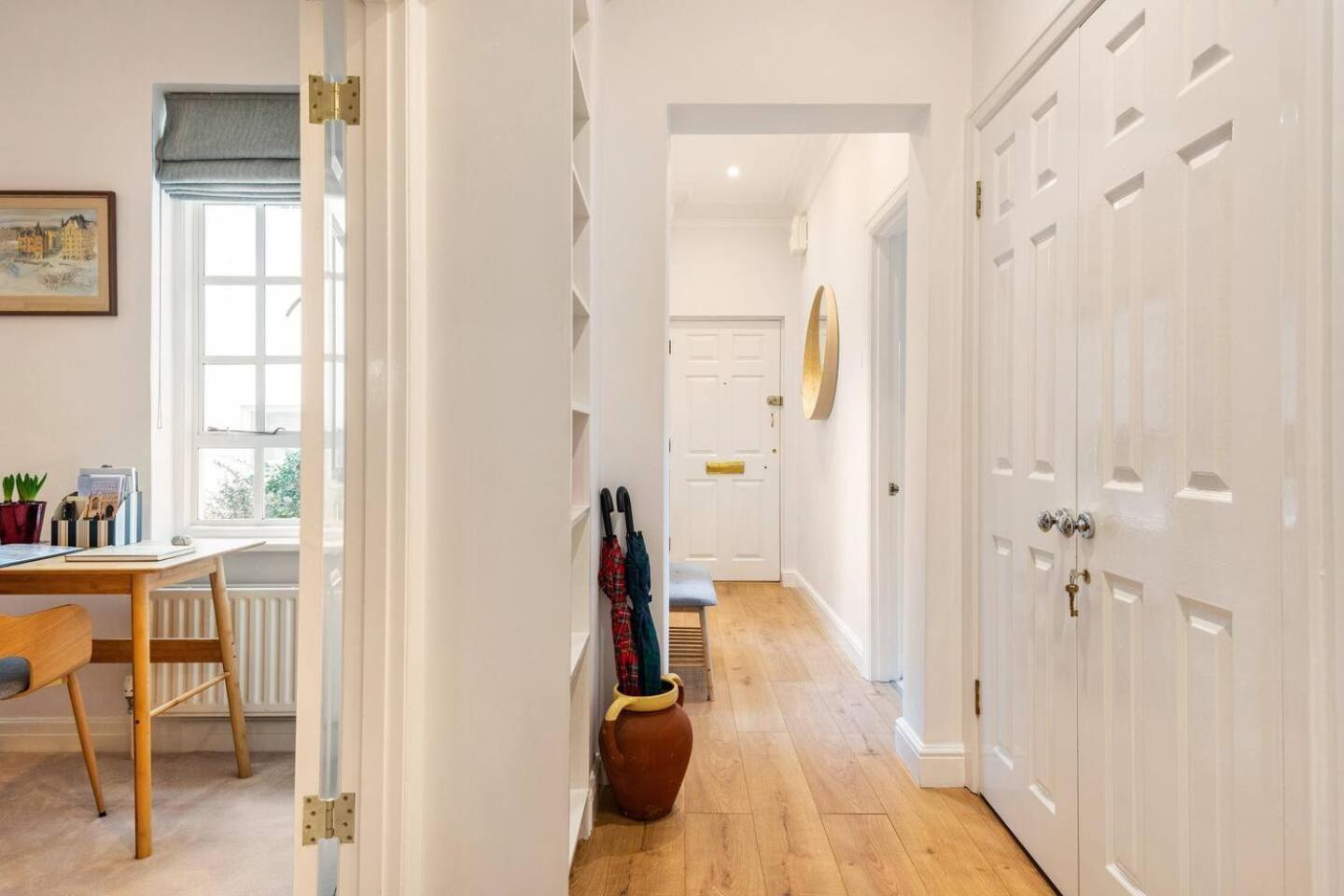 Nordic Regency Apartment Cheltenham Exterior foto